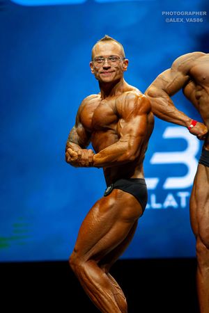 СLASSIC PHYSIQUE НОВИЧКИ